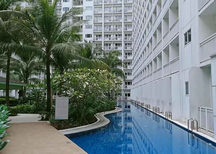 Francheska Near Mall Of